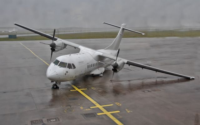 EI-BYO — - aer lingus atr-42-300 ei-byo during the storm at shannon on the 12/2/14.