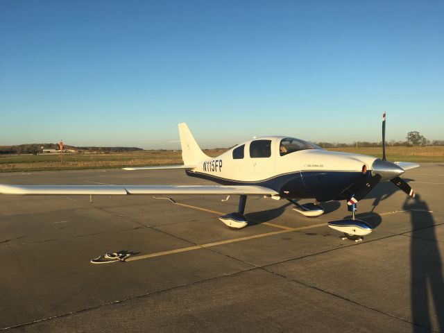 Cessna 350 (N115FP)