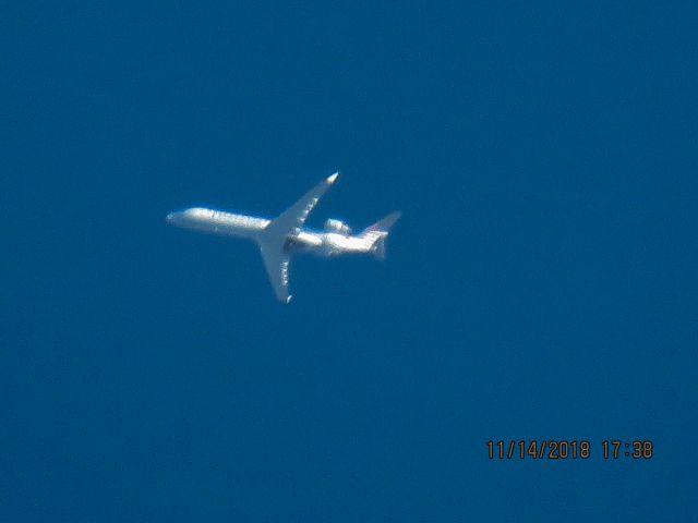 Canadair Regional Jet CRJ-700 (N758SK)