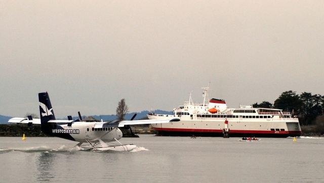 De Havilland Canada Twin Otter (C-GQKN)