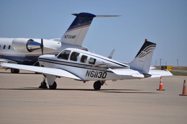 Beechcraft Bonanza (36) (N6113D)