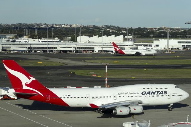 Boeing 747-200 (VH-OJM)