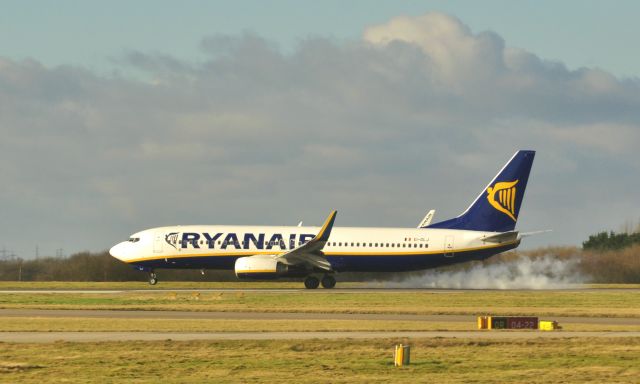 Boeing 737-800 (EI-DLJ) - Ryanair Boeing 737-8AS(WL) EI-DLJ in London Stansted Airport