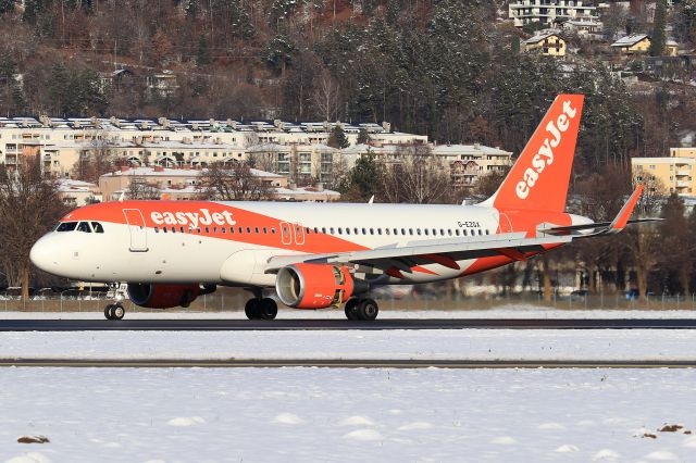 Airbus A320 (G-EZGX)