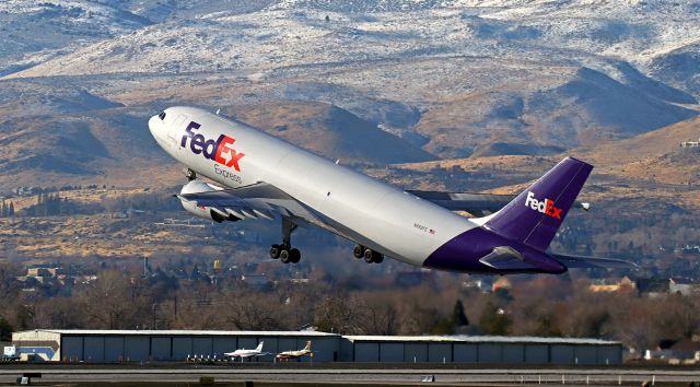 Airbus A300F4-600 (N662FE) - Fed Ex's "Vanesse" (N662FE) is just off 16R and on the way to Memphis (KMEM).  