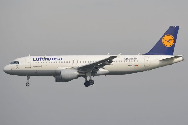 Airbus A320 (D-AIZE)