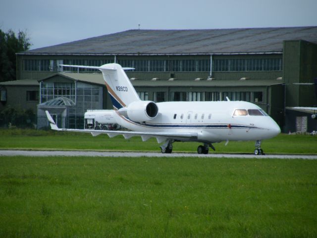 Canadair Challenger (N39CD) - N39CD Challenger 601-3A cn 3030  seen parked at shannon on the 28-07-2010