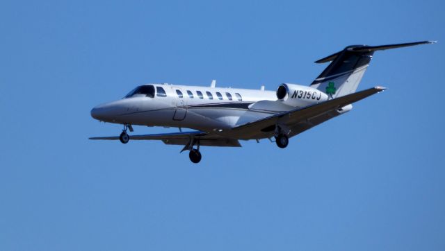 Cessna Citation CJ3 (N315CJ) - On final is this Cessna Citation 525B. Posted on St. Patrick's Day Weekend in the Winter of 2019.