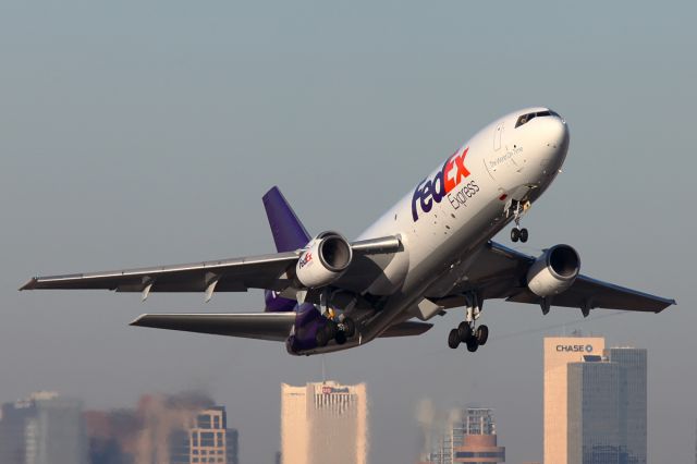 McDonnell Douglas DC-10 (N68054)