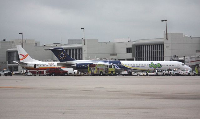 McDonnell Douglas MD-83 (N120MN)