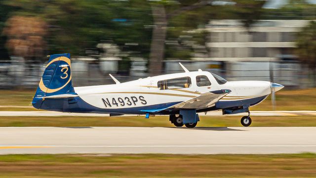 Mooney M-20 (N493PS)