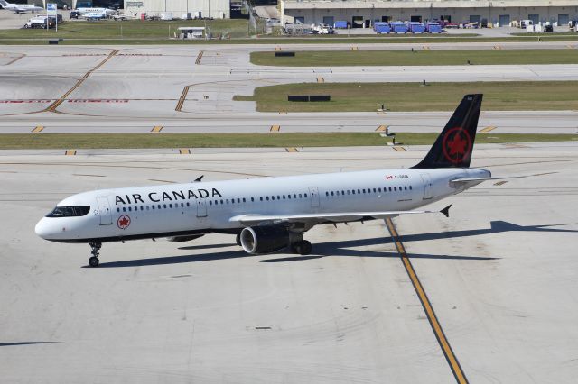 Airbus A321 (C-GIUB)