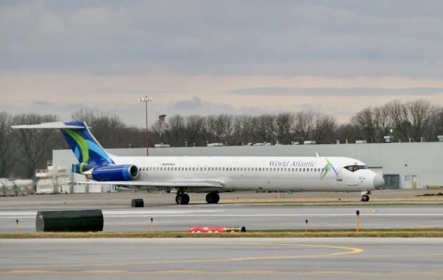 McDonnell Douglas MD-83 (N806WA) - Duke MLAX onboard, not taking the usual Delta 717.