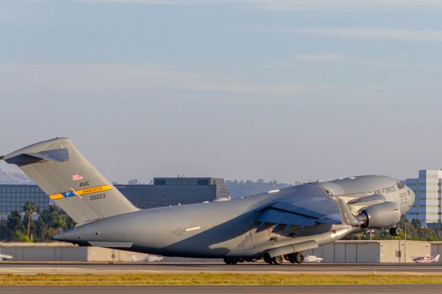 Boeing Globemaster III — - Departing with some of the Presidential motorcade. 