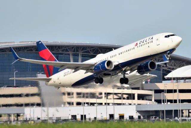 Boeing 737-900 (N863WN) - 05-13-22