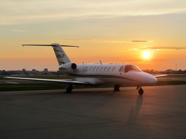 Cessna Citation CJ3 (N885JF)