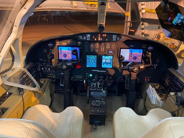 N30CV — - Full Garmin Jet Tech Cockpit - Fly me to the moon!