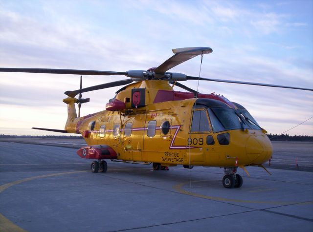 14-9909 — - SAR Cormorant Refuel stop