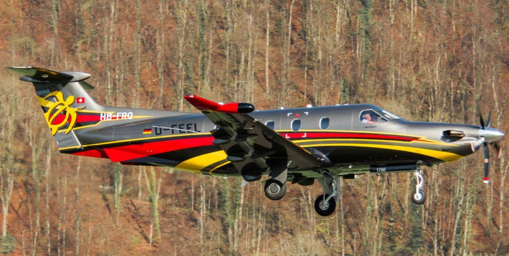 Pilatus PC-12 (D-FEEL) - Pilatus PC-12/47E
