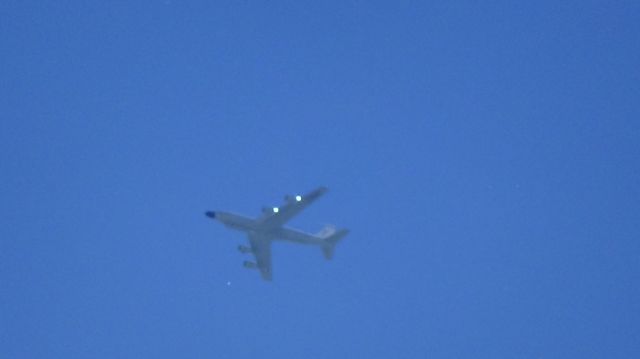 Boeing RC-135 (62-4127) - Maverick 41