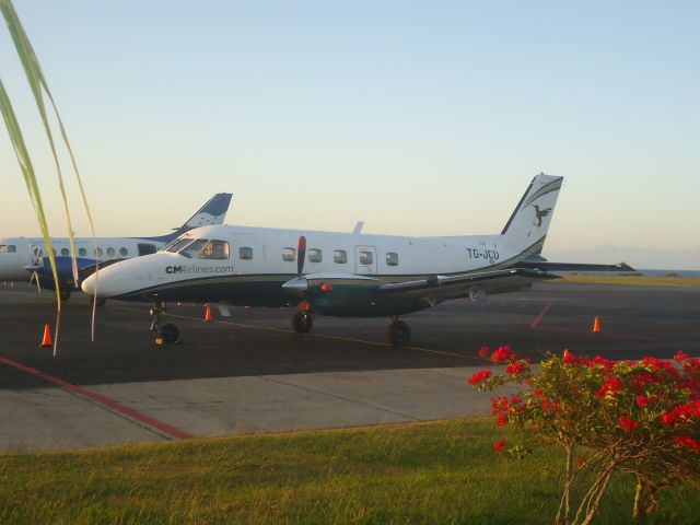 Embraer EMB-110 Bandeirante (TG-JCO)