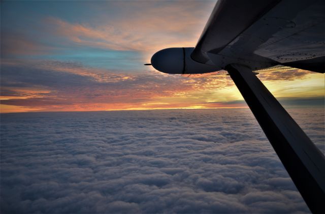 — — - Southern Airways Express Caravan