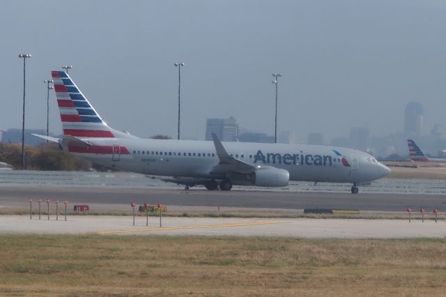 Boeing 737-700 (N938AN)