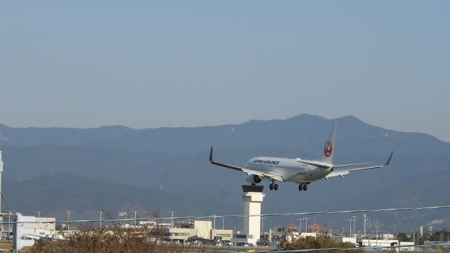 — — - 高知龍馬空港着陸　太平洋側南より