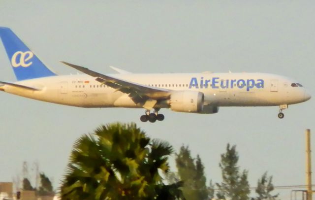 Boeing 787-8 (EC-MPE)