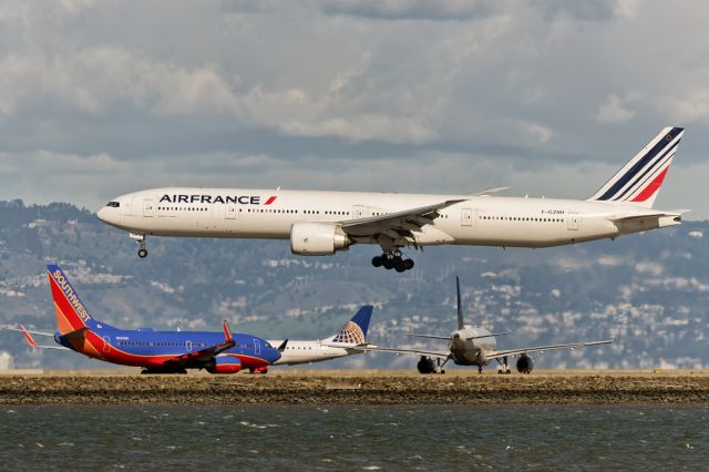 BOEING 777-300 (F-GZNH) - 31st January, 2016