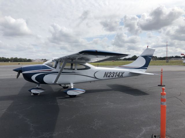 Cessna Skylane (N2314X)