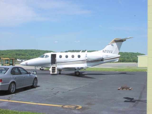 Beechcraft Premier 1 (N213VU)