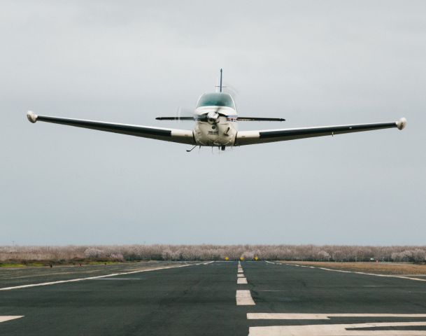 Beechcraft Bonanza (36) Turbo (N772M)