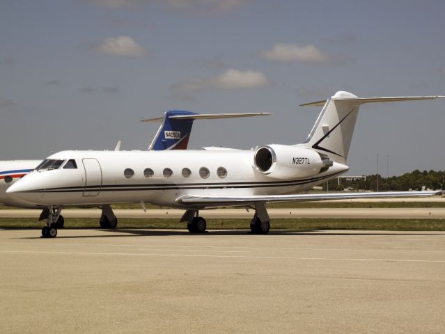 Gulfstream Aerospace Gulfstream IV (N327TL)