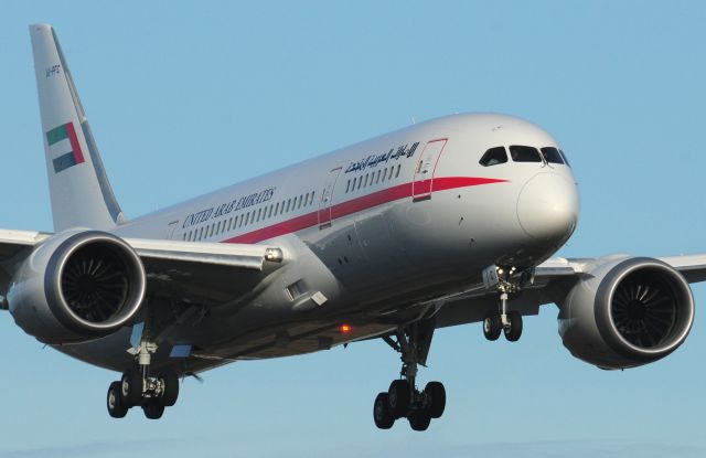 Boeing 787-8 (A6-PFC) - United Emirates Boeing 787-8