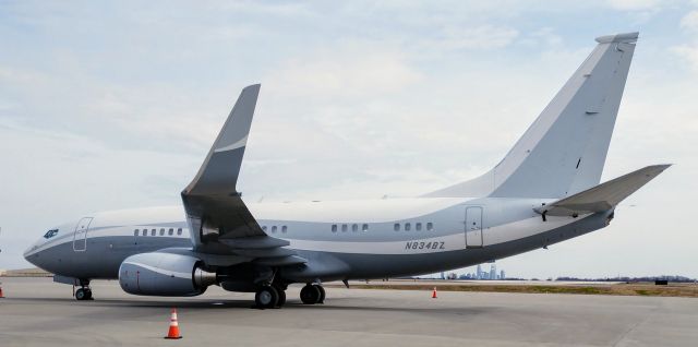 Boeing 737-700 (N834BZ) - The first 737 BBJ in CLT for NBA All Star weekendbr /br /2/15/19