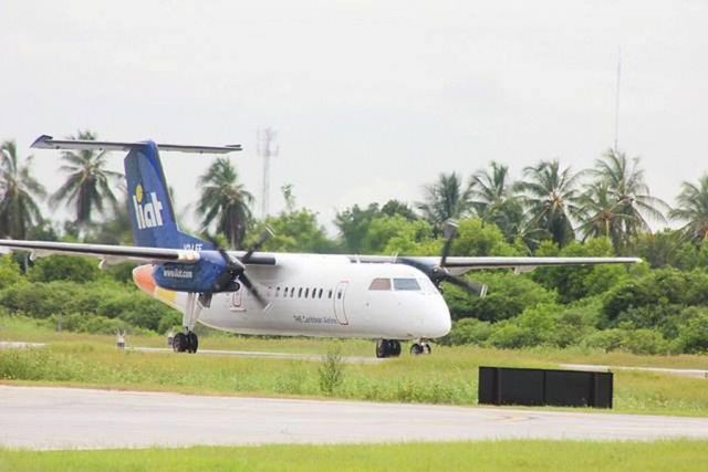 de Havilland Dash 8-300 (V2-LEF)