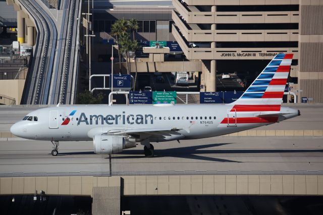 Airbus A319 (N764US)