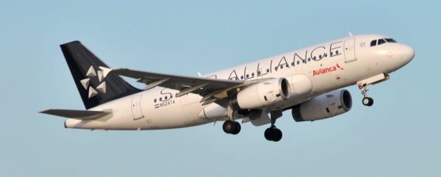Airbus A319 (N524TA)