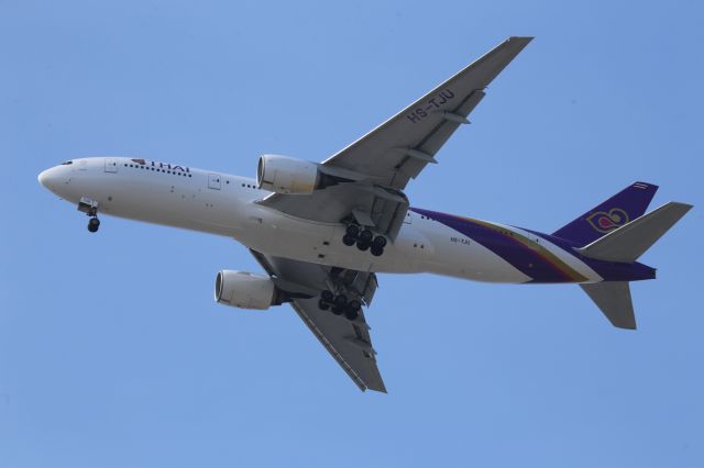 Boeing 777-200 (HS-THU)