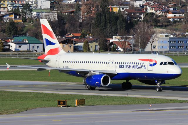 Airbus A320 (G-EUUM)