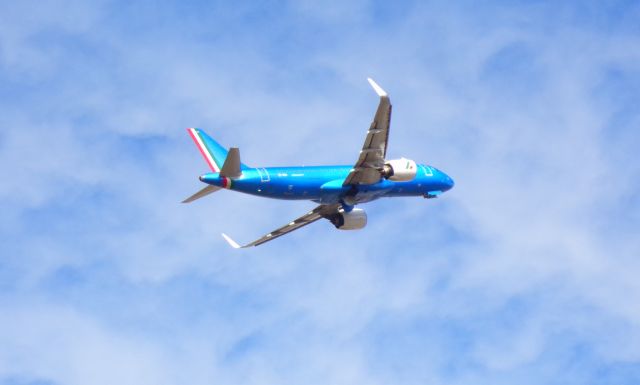 Airbus A320neo (EI-INA)