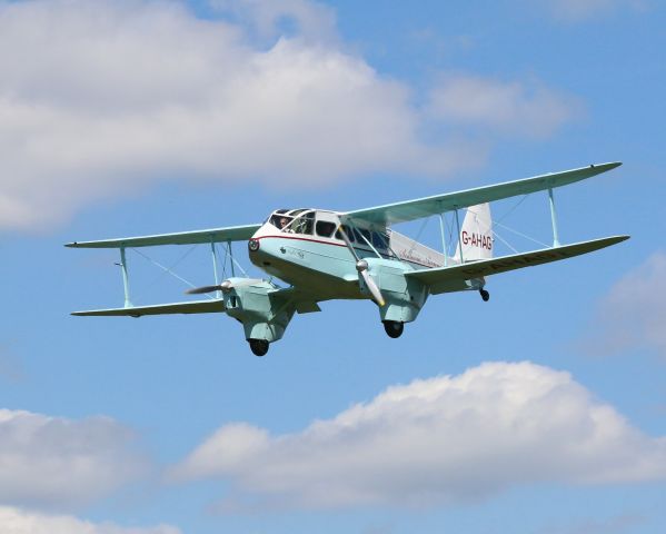 De Havilland Dragon Rapide (G-AHAG) - Blackbushe 2016