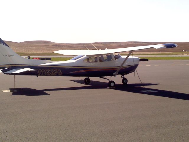 Cessna Skylane RG (N182FB)