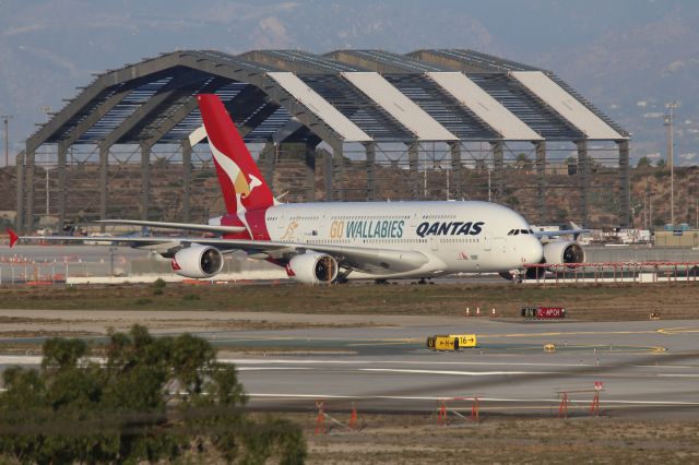 Airbus A380-800 (VH-OQH)