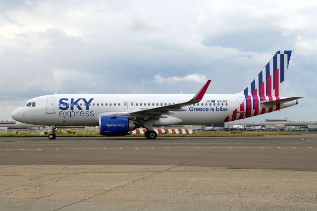 Airbus A320neo (SX-NIG) - Taxiing to Stand 216 on 1-Aug-21 operating flight SEH700 from LGAV.