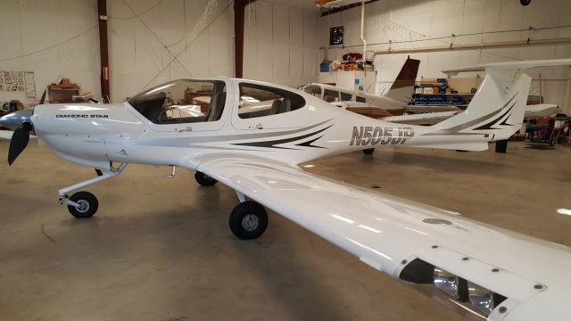 Diamond Star (N505JP) - At Airventures