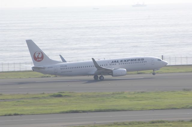 Boeing 737-800 (JA339J) - Departure at HND Airport R/W16L on 2011/09/14