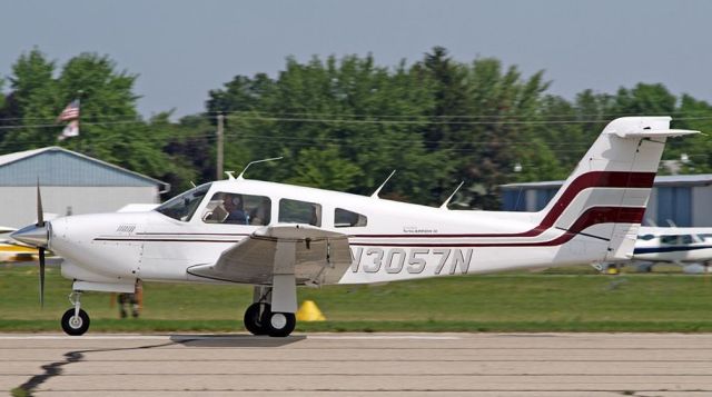 Piper Turbo Arrow 4 (N3057N) - (C) STEVE HOMEWOOD