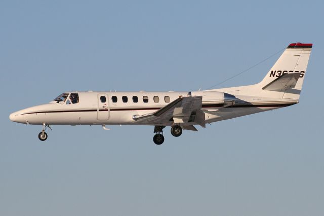 Cessna Citation V (N360QS) - RWY 29.